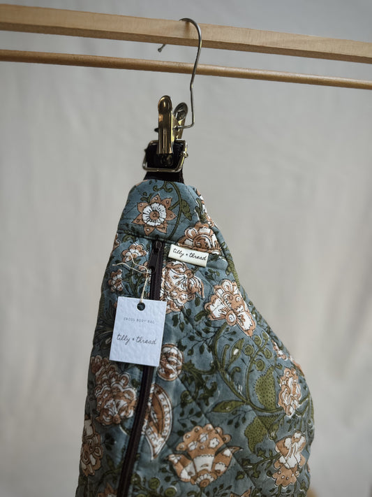 Quilted Cross Body Bag (Blue)