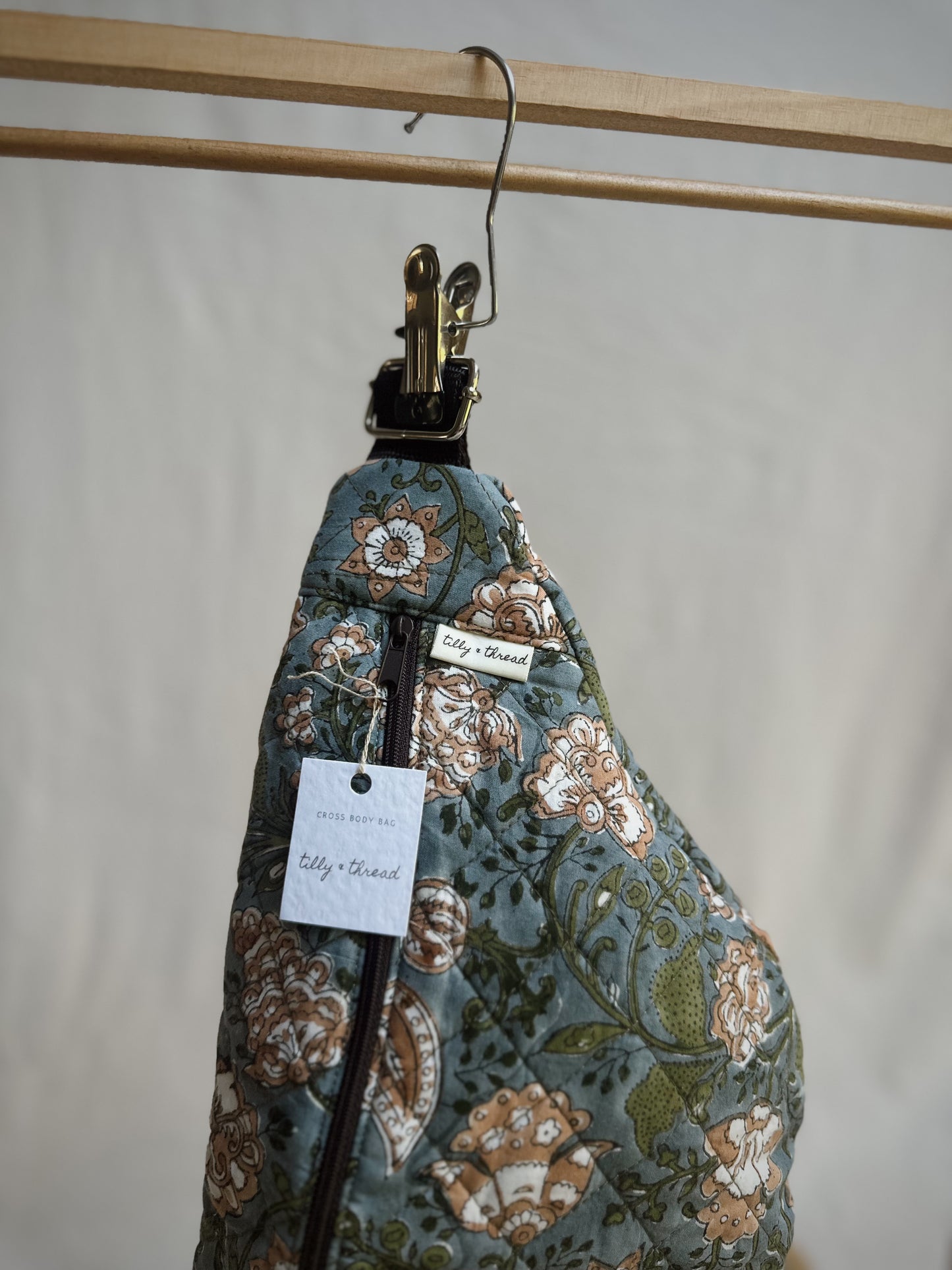 Quilted Cross Body Bag (Blue)